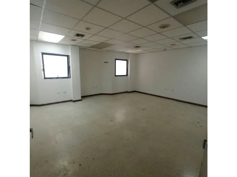 ALQUILER EDIFICIO COMERCIAL BELLO MONTE 712m2 - 11
