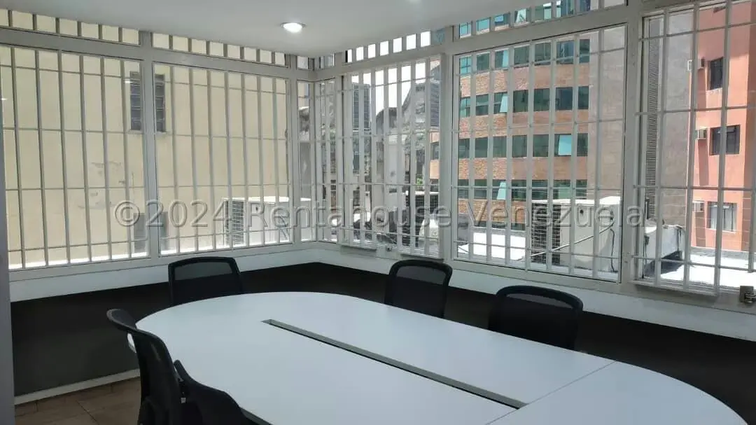 Oficina en Venta en Bello Monte, Distrito Metropolitano - 4