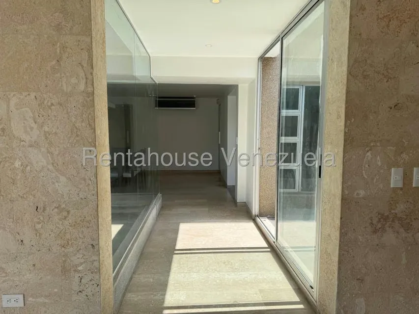 Apartamento (1 Nivel) en Venta en Colinas de Bello Monte, Distrito Metropolitano - 30