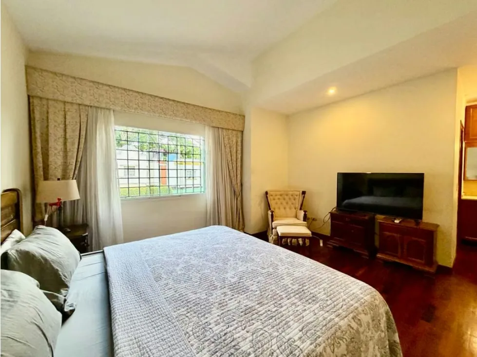 Se vende casa 312m2 3h+s/5b/4p Alta Florida - 16
