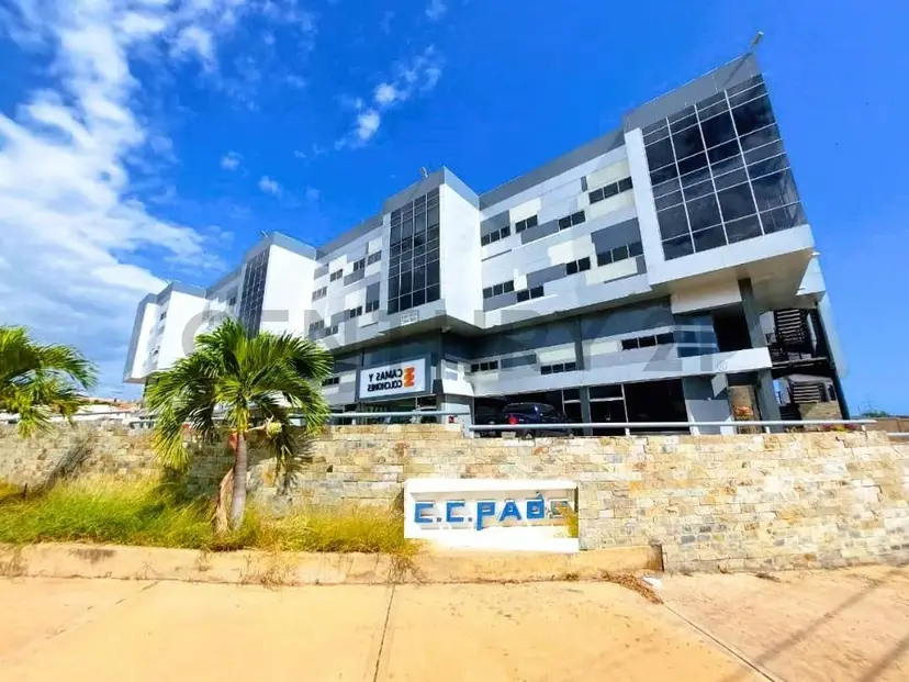 Local Comercial en Planta Baja C C PAO'S