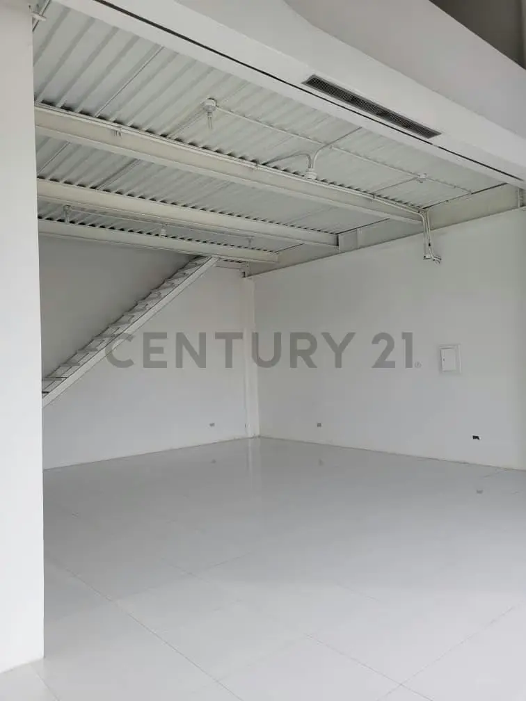 Local Comercial en Planta Baja C C PAO'S - 8
