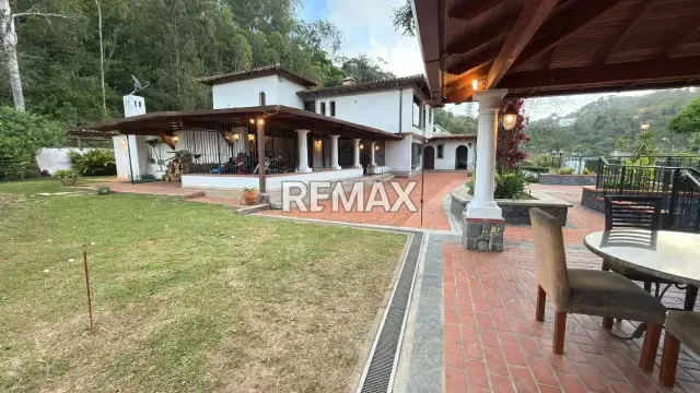 Casa Campestre en La Lagunita - 2