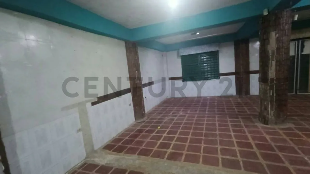 Alquiler de local comercial en Barcelona a una cuadra de la avenida cajigal. - 9