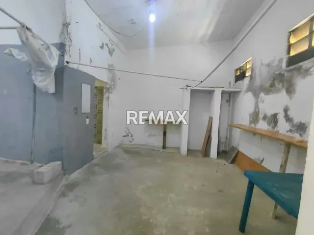 Vende: Oportunidad Premium de Inversión Frente al Mar | Complejo Mixto de 872 m² en el malecón Chichiriviche. - 20