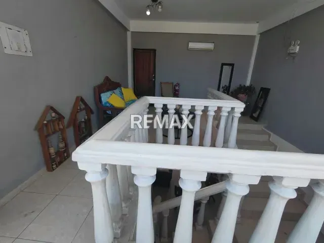 Vende: Oportunidad Premium de Inversión Frente al Mar | Complejo Mixto de 872 m² en el malecón Chichiriviche. - 8