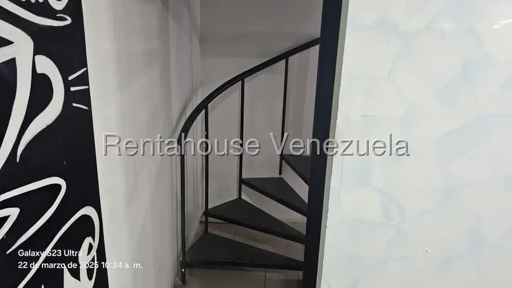 Local Comercial en Alquiler en Guatire, Miranda - 14
