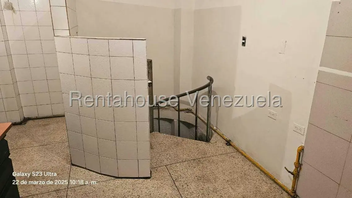 Local Comercial en Alquiler en Guatire, Miranda - 7