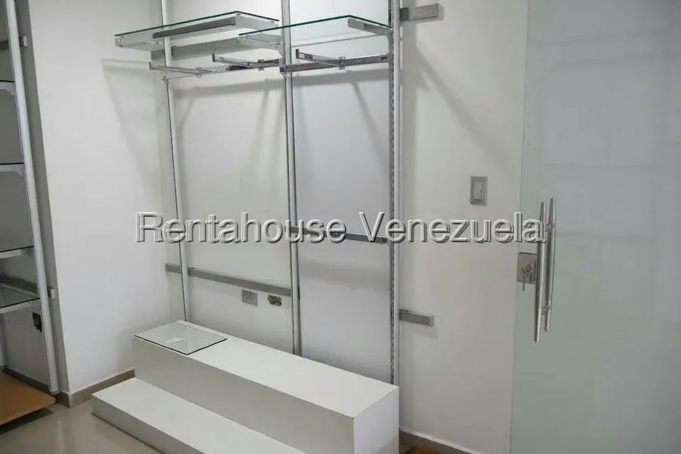 Comercial (Local Comercial) en Venta en Centro de Charallave, Miranda - 6