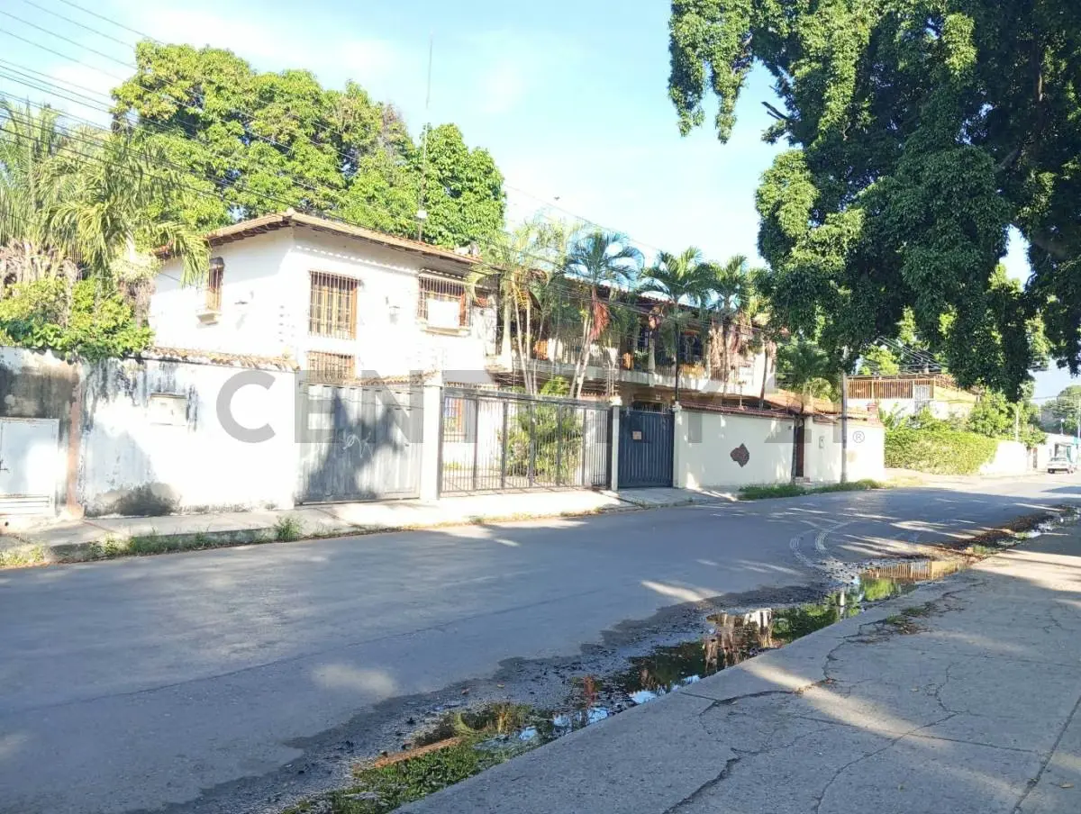 Casa En Venta En La Urbanización La Coromoto Maracay - 2
