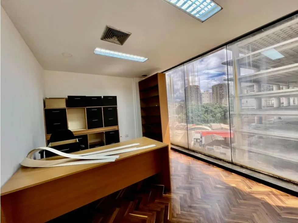 Se vende oficina 135m2 1B El Marques - 13