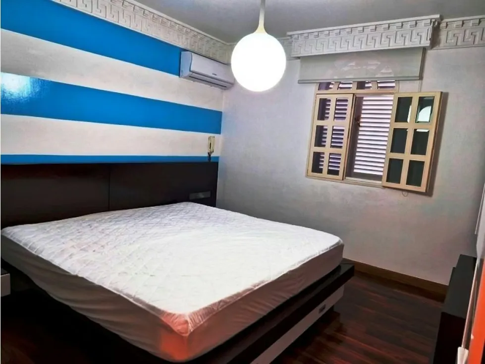 Alquilo casa 452m2 Los Naranjos 9932 - 18