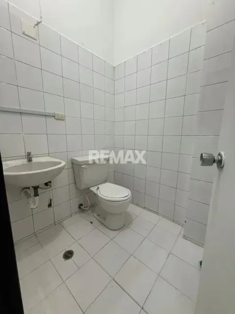Local Comercial 38 GUARAUNO - 4