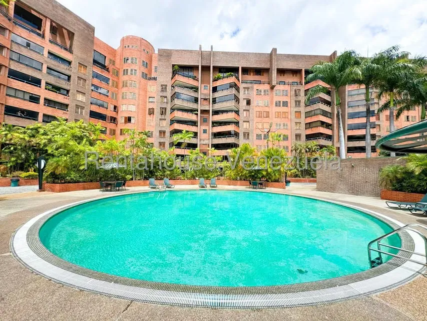 Apartamento (1 Nivel) en Venta en Los Chorros, Distrito Metropolitano - 7