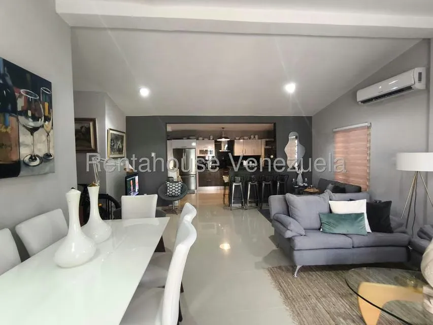 Casa (1 Nivel) en Venta en Zona Colonial, Falcon - 2