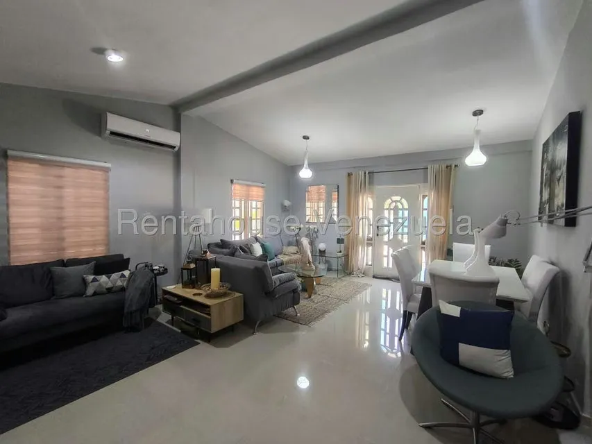 Casa (1 Nivel) en Venta en Zona Colonial, Falcon - 3