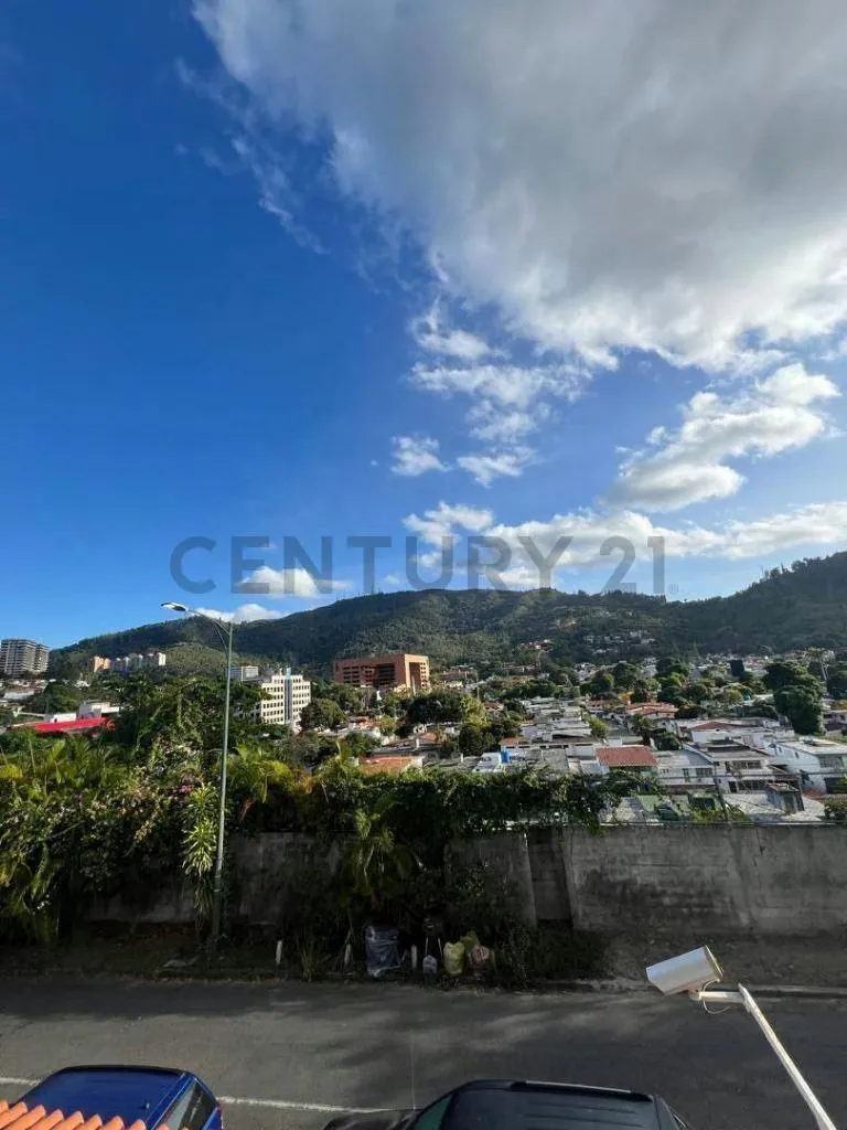 Venta Casa con gran potencial en La Trinidad - 13