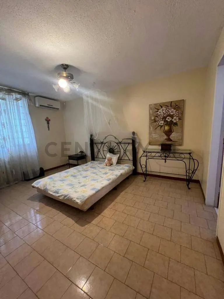 Venta Casa con gran potencial en La Trinidad - 14
