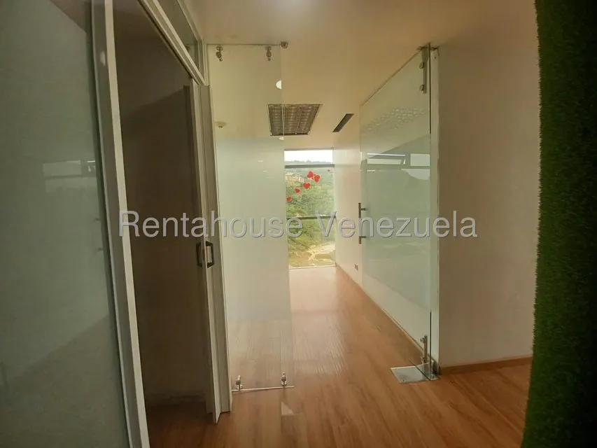 Oficina en Alquiler en Macaracuay, Distrito Metropolitano - 26