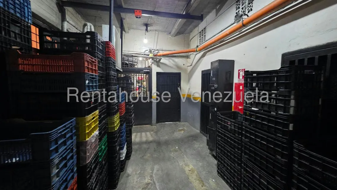 Edificio en Venta en La Trinidad, Distrito Metropolitano - 2