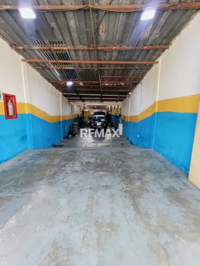 LOCAL COMERCIAL EN VENTA, SECTOR VISTA HERMOSA, CUA