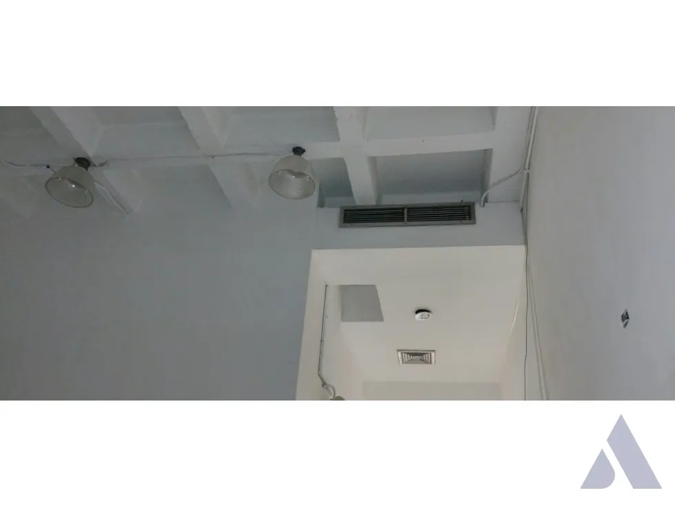 Vendo Local Comercial en PB 134m2 C. C. Concresa 4938 - 13