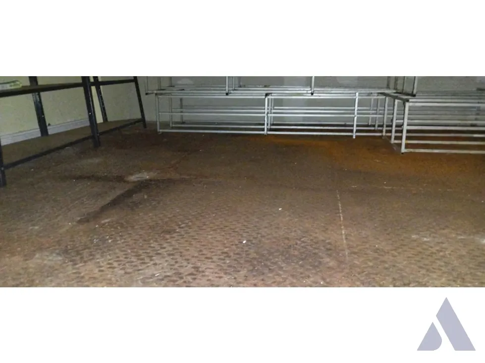 Vendo Local Comercial en PB 134m2 C. C. Concresa 4938 - 16