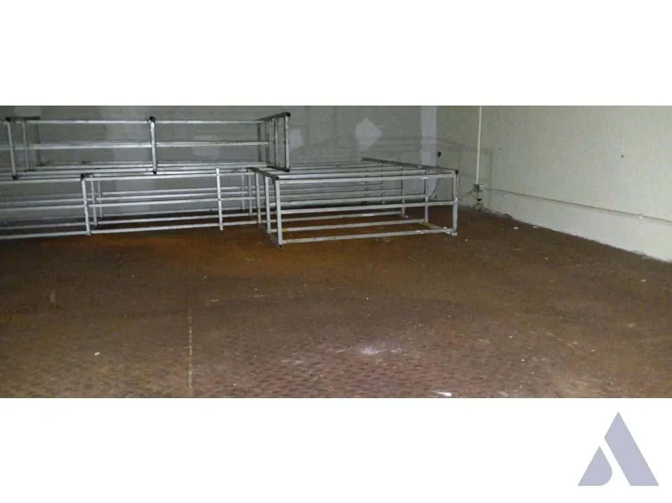 Vendo Local Comercial en PB 134m2 C. C. Concresa 4938 - 19