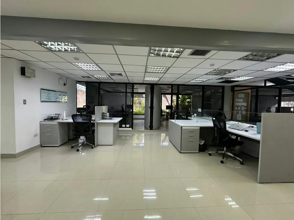 Se vende oficina 450m² con terraza en El Rosal - 5