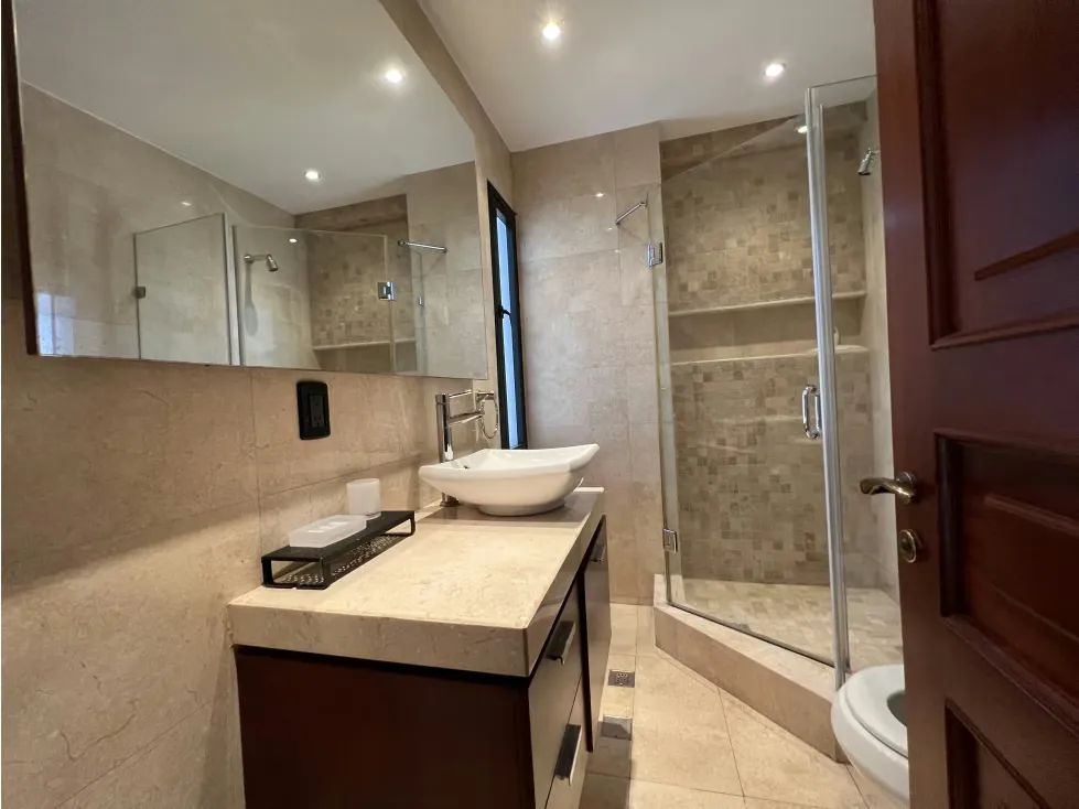 Se Vende Ph/400M2/3h+s/4b+s/3p/Los Palos Grandes/7951 - 18