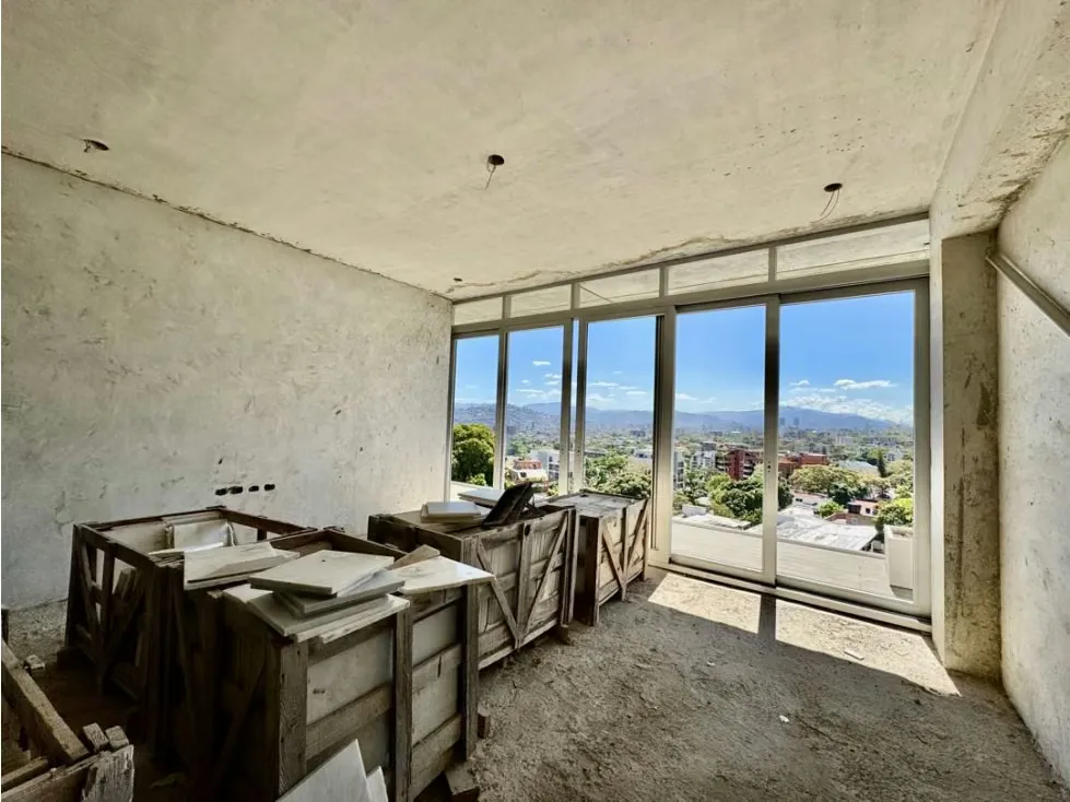 Se vende PH 687m2 4h+2s+ch/7b/5p Altamira - 5