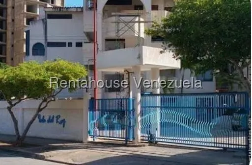 Apartamento (1 Nivel) en Venta en Costa Azul, Nueva Esparta - 2