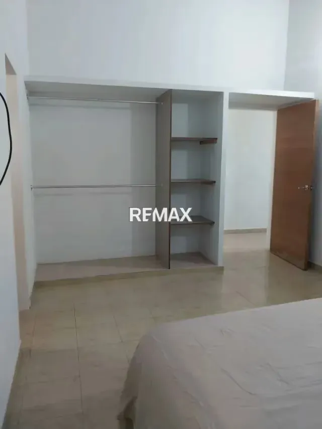 EN ALQUILER HERMOSA CASA DE 12 HABITACIONES, URB VALLE DE LUNA, SECTOR TIPURO. MATURÍN-MONAGAS - 13