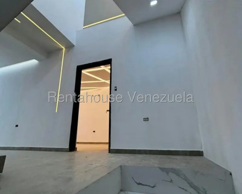 Casa (Multipes Niveles) en Venta en Monte Carmelo, Carabobo - 19