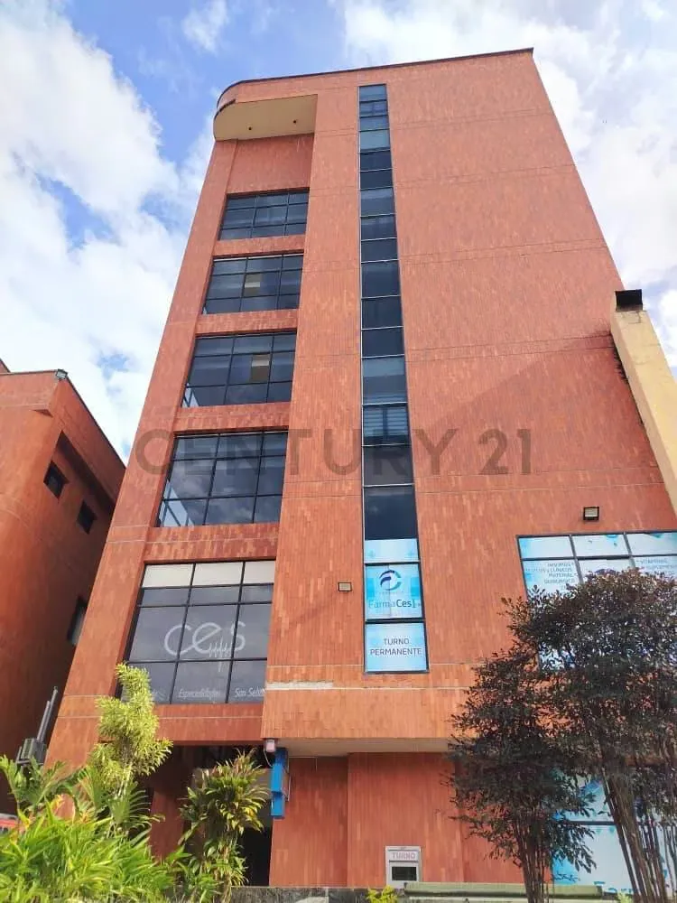 Oficina en Alquiler Centro Especialidades Médicas San Sebastian Pueblo Nuevo