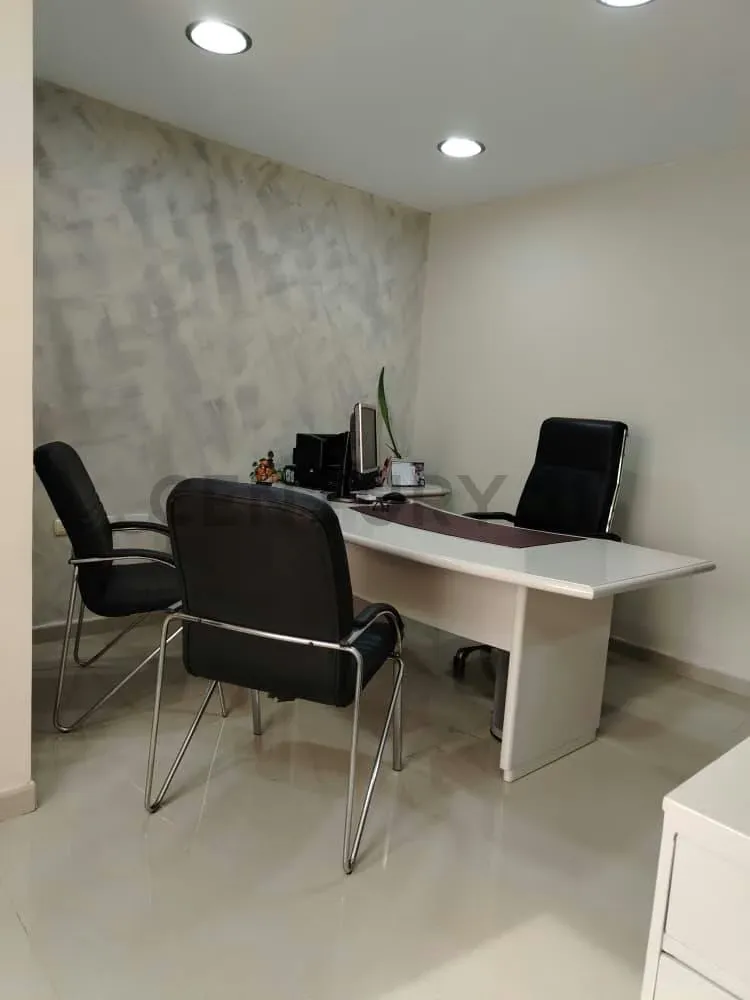 Oficina en Alquiler Centro Especialidades Médicas San Sebastian Pueblo Nuevo - 12