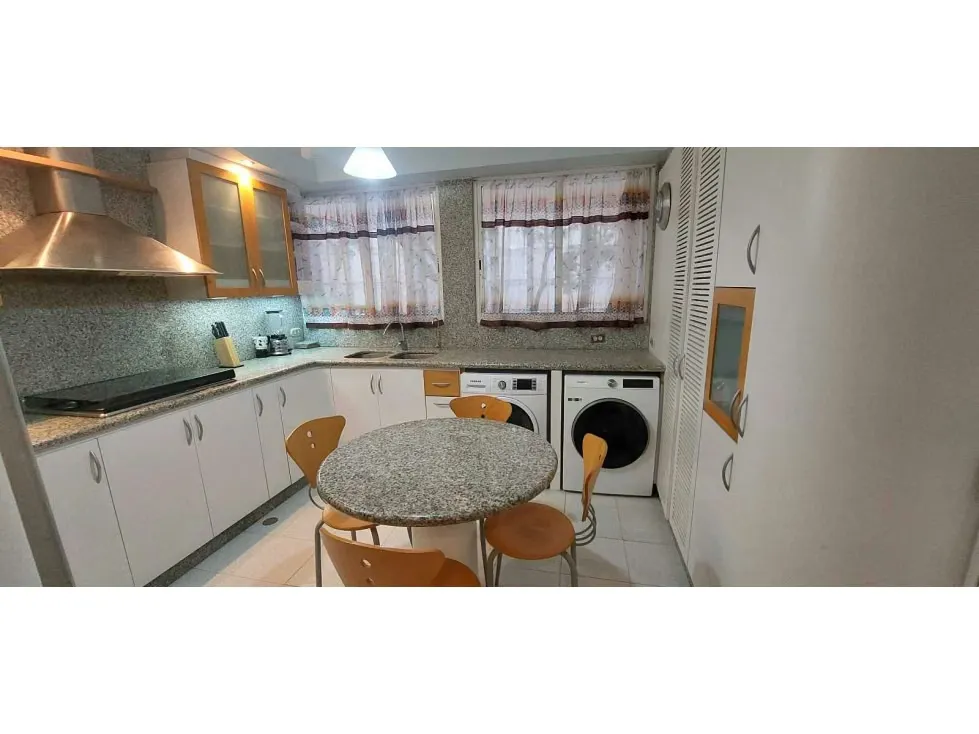 Alquilo apartamento 94m2 Los Chorros 5886 - 3