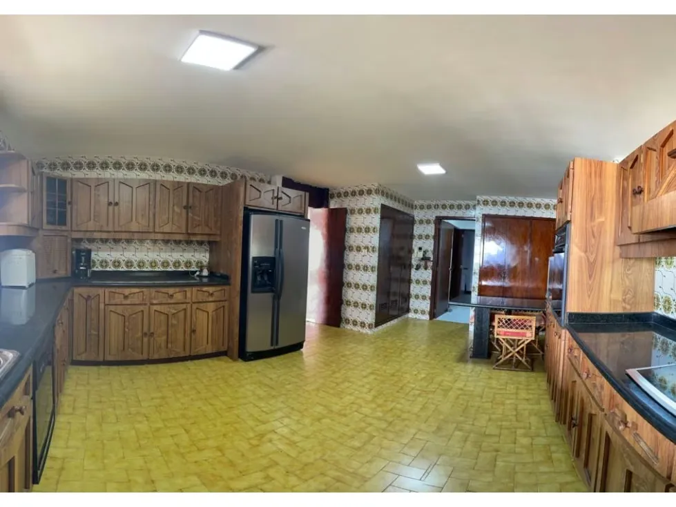 Vendo casa 700m2 5h+s/4.5b+s/4p La Lagunita 2656 - 8
