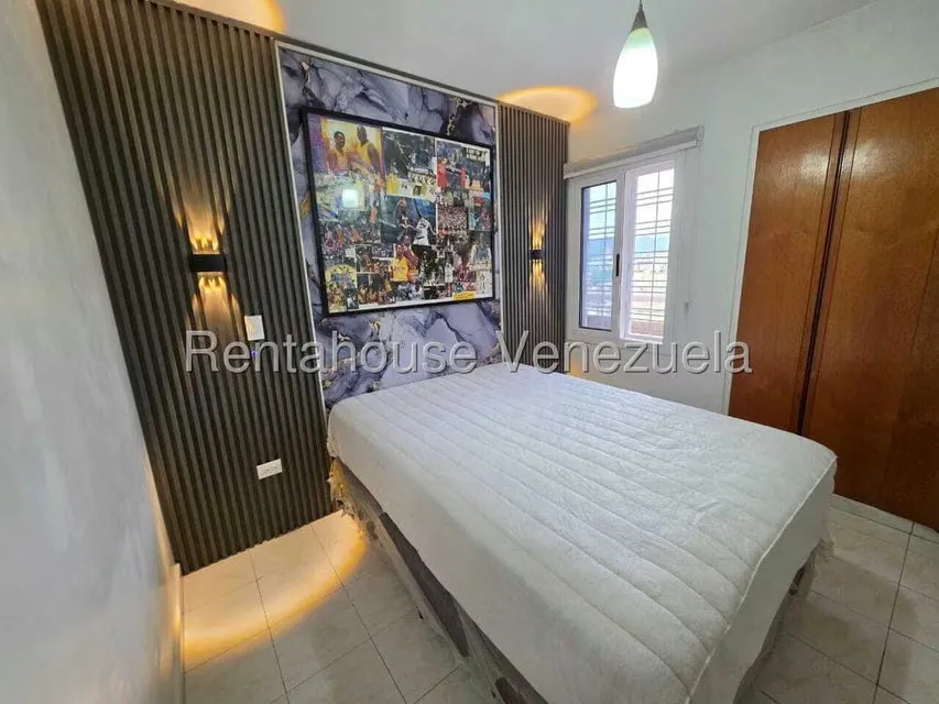 Apartamento (1 Nivel) en Alquiler en Los Chaguaramos, Distrito Metropolitano - 12