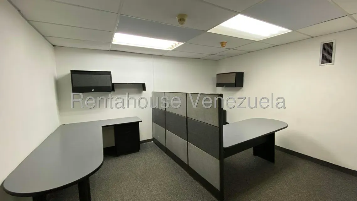 Local Comercial en Alquiler en Avenida Bella Vista, Zulia - 12