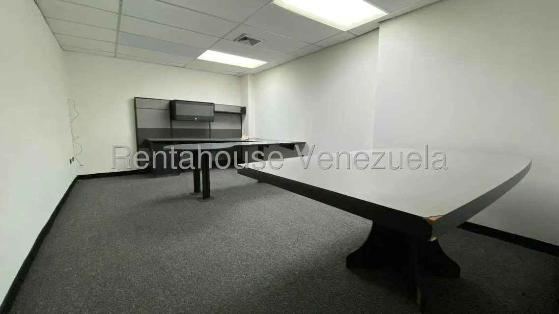 Local Comercial en Alquiler en Avenida Bella Vista, Zulia - 15