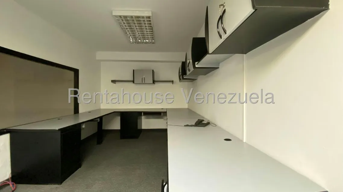 Local Comercial en Alquiler en Avenida Bella Vista, Zulia - 7