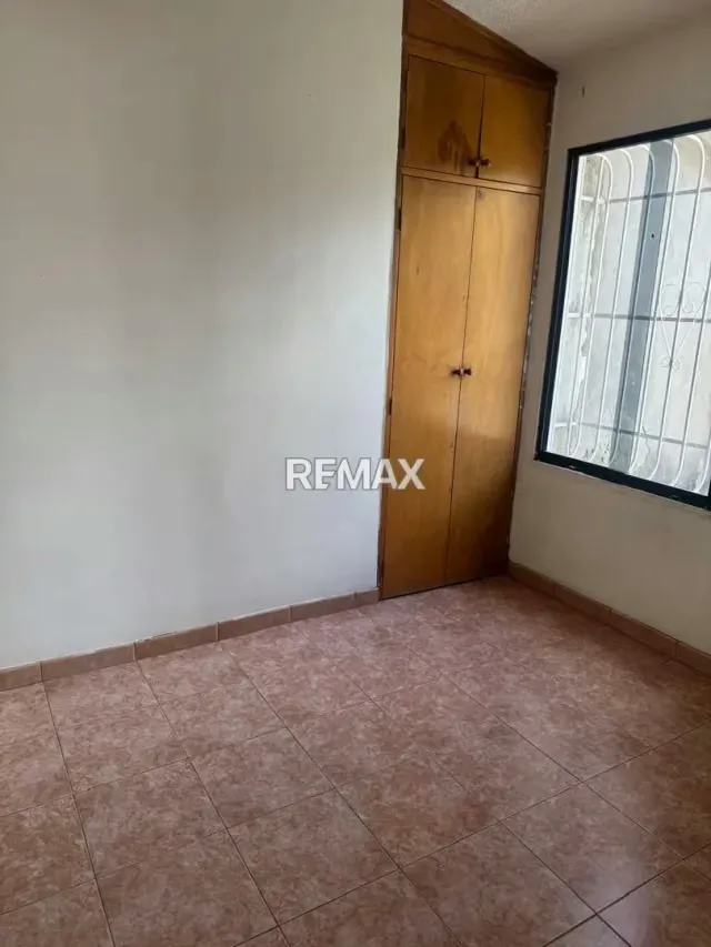 Espaciosa casa en Venta Urbanización Valle Arriba Conjunto Residencial Londres Guatire - 19