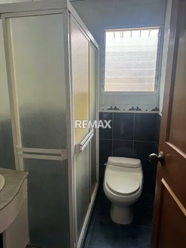 Espaciosa casa en Venta Urbanización Valle Arriba Conjunto Residencial Londres Guatire - 20