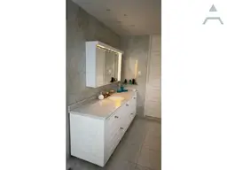 View 18