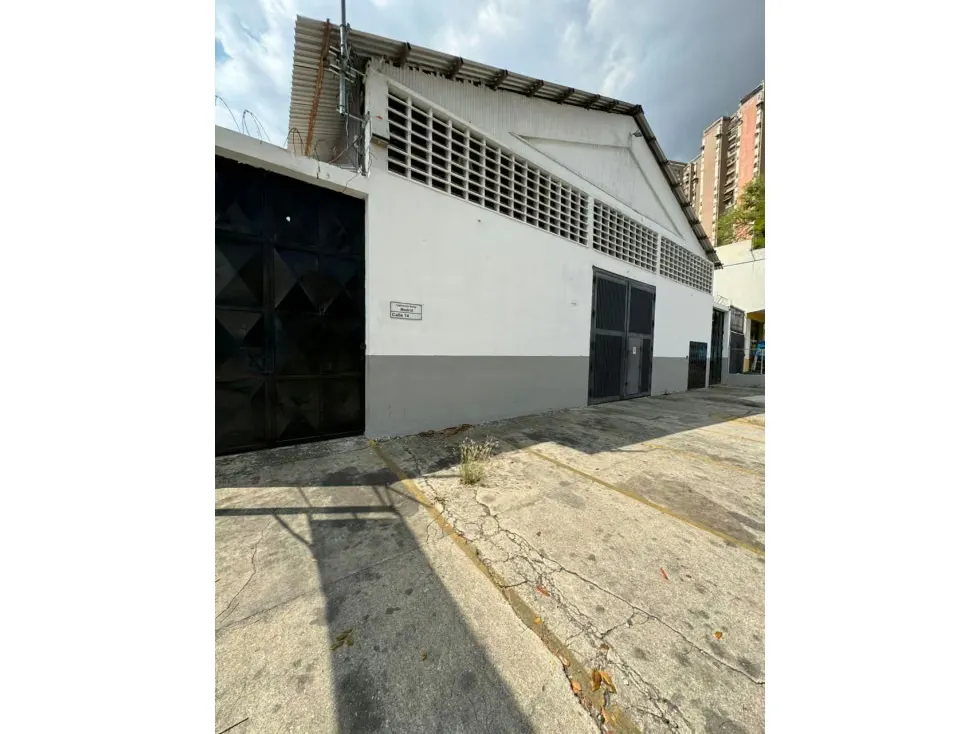 Galpón industrial en venta en Boleita Norte