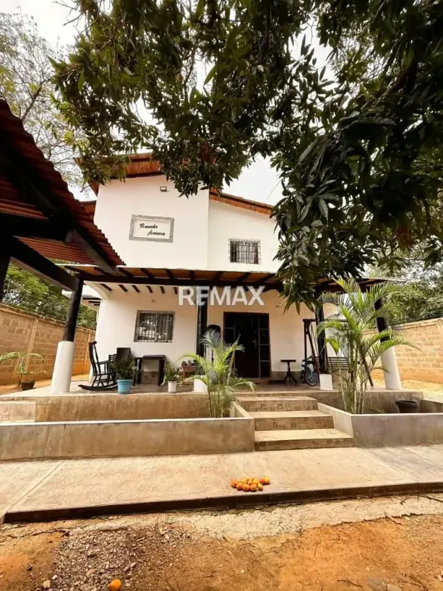 EN VENTA TOWN HOUSE RANCHO AURORA SAN JUAN - 3