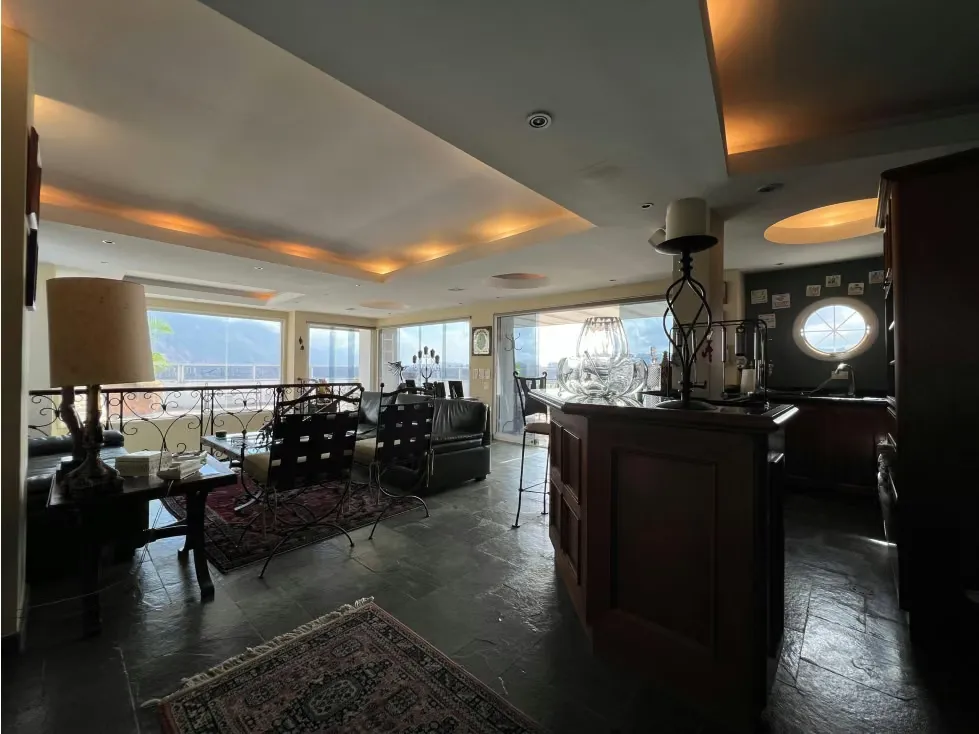Se Vende PentHouse 1070m² 4h+2s/7b+1s/6p Valle Arriba - 11