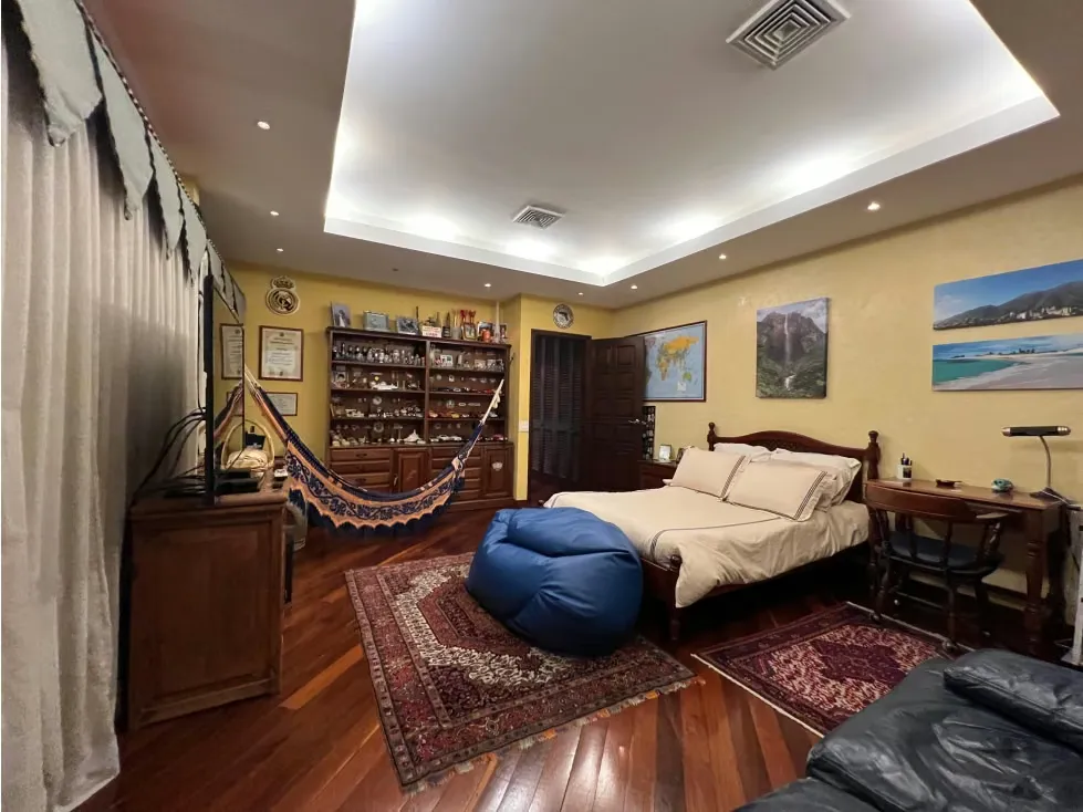 Se Vende PentHouse 1070m² 4h+2s/7b+1s/6p Valle Arriba - 40