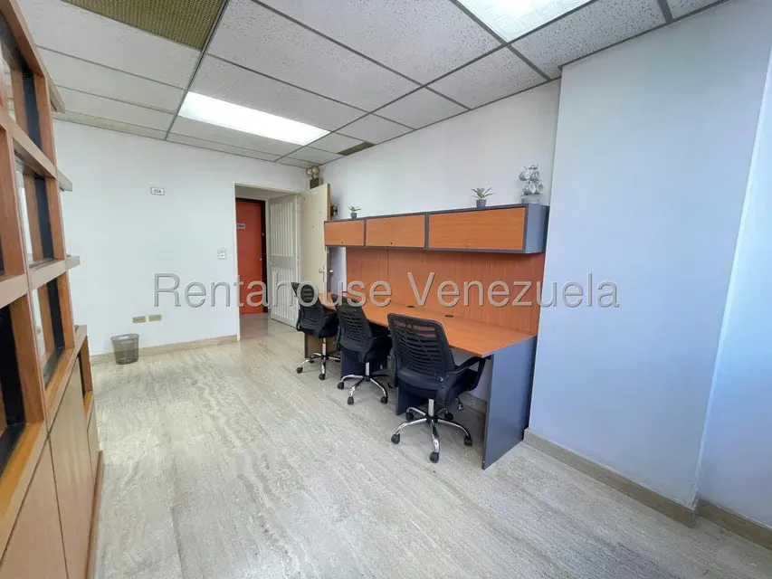Oficina en Alquiler en Chacao, Distrito Metropolitano - 11